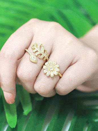 Brass Cubic Zirconia Flower Vintage Band Ring