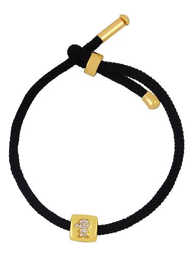 Bracelet réglable minimaliste en laiton avec zircone cubique et lettre carrée