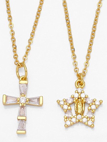 Collier pendentif croix vintage avec médaillon en laiton et zircon cubique