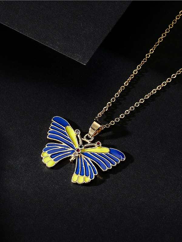 Collier pendentif papillon tendance en émail de zircone cubique en laiton