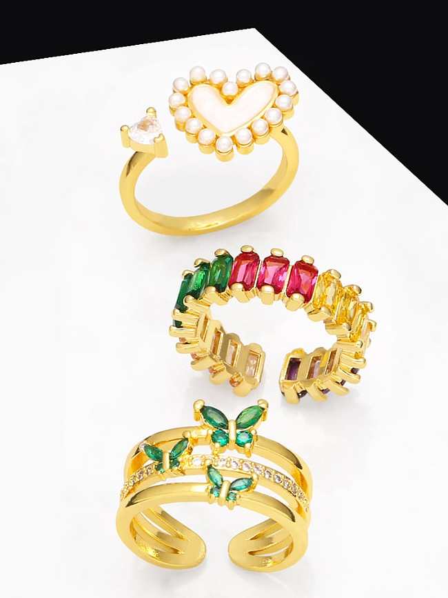 Anillo apilable vintage con corazón de circonita cúbica de latón