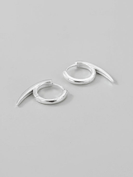925 Sterling Silver Smooth Simple Pointed Tail Ear Ring