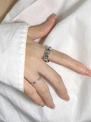 925 Sterling Silver Cubic Zirconia Geometric Vintage Band Ring