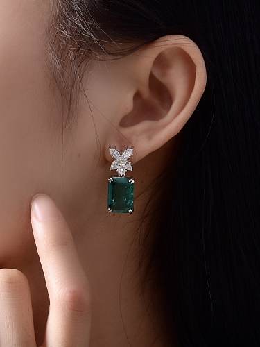 Boucle d'oreille de luxe géométrique vert diamant à haute teneur en carbone en argent sterling 925