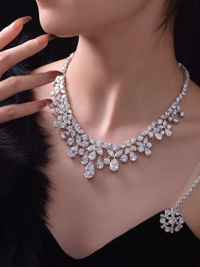 Collar de lujo con gota de agua blanca de diamante de alto carbono de plata de ley 925