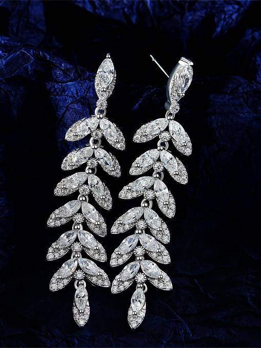 Boucle d'oreille de luxe en forme de feuille de diamant à haute teneur en carbone en argent sterling 925