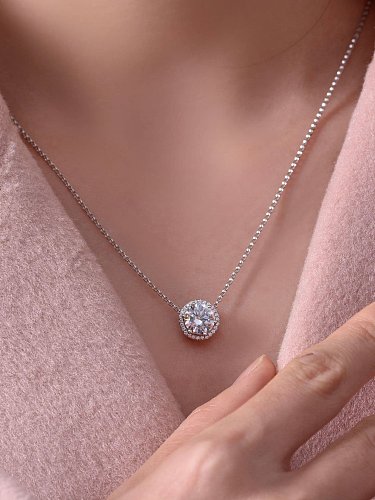 Collier de luxe géométrique blanc en argent sterling 925 avec diamants à haute teneur en carbone