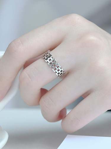 925 Sterling Silver Irregular Vintage Band Ring