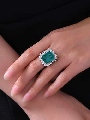 Anillo de banda de lujo geométrico verde de diamante de alto carbono de plata de ley 925