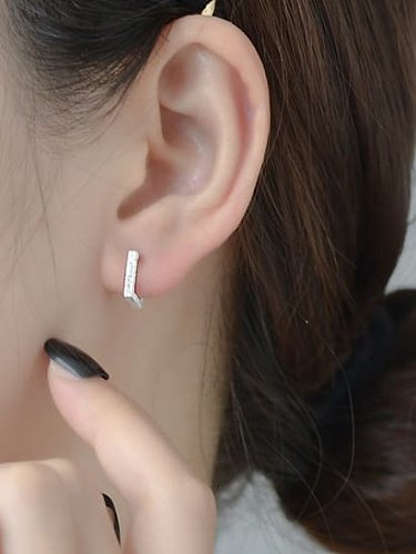Quadratischer minimalistischer Huggie-Ohrring aus 925er Sterlingsilber