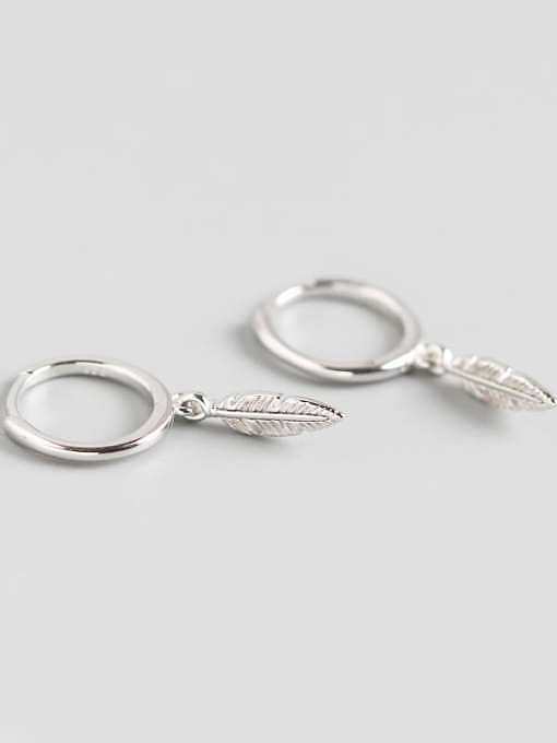 925 Sterling Silver Leaf Trend Huggie Earring