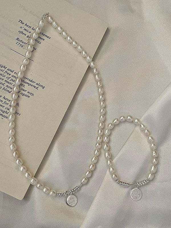 Collar vintage redondo de perlas de agua dulce de plata de ley 925