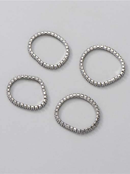 خاتم من الفضة الإسترليني عيار 925 مرصع بحجر الزركونيا بتصميم هندسي بسيط