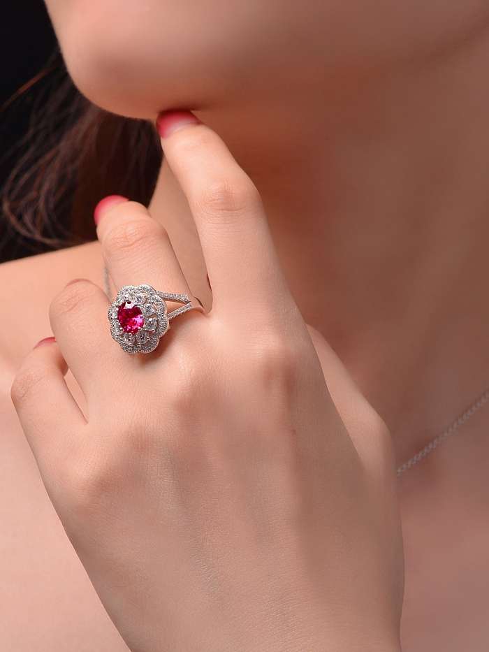 Anillo de lujo geométrico rojo de diamante de alto carbono de plata de ley 925