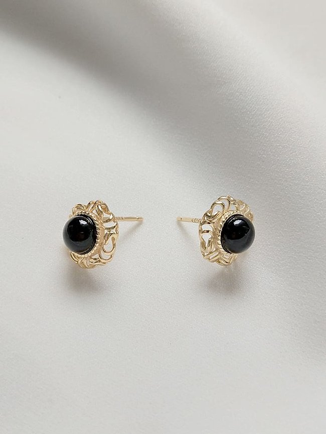 925 Sterling Silver Carnelian Black Round Vintage Stud Earring