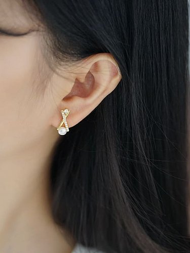 Boucles d'oreilles en argent sterling 925 avec perle d'imitation géométrique blanche