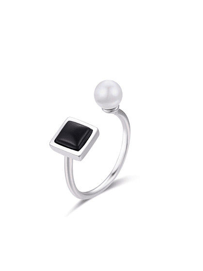 Sterling silver synthetic pearl black agate ring