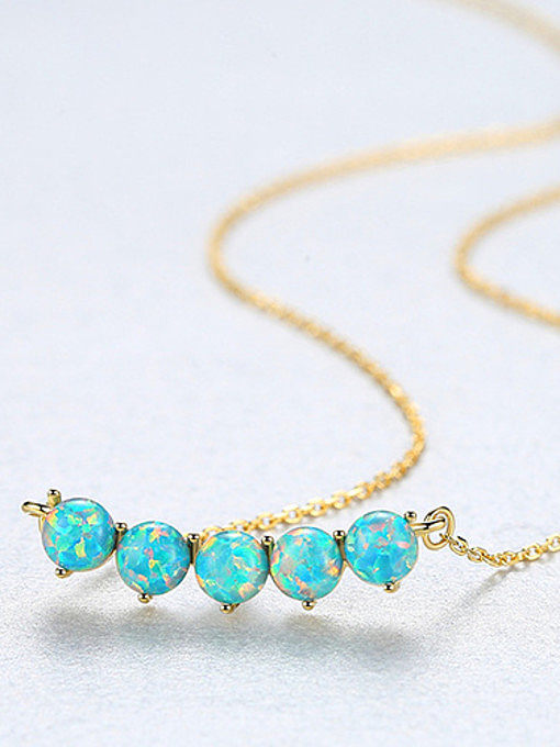 Halskette aus Sterlingsilber mit bunten Opalen