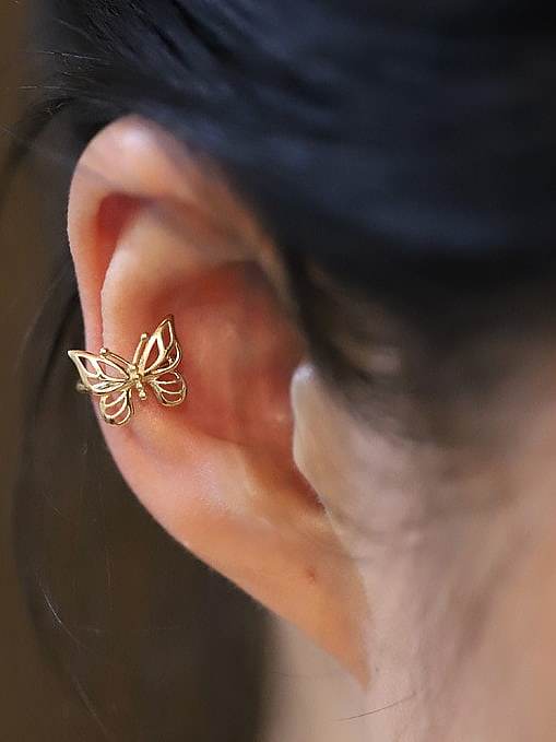 Brinco de orelha delicada borboleta de prata esterlina 925 com clipe de osso