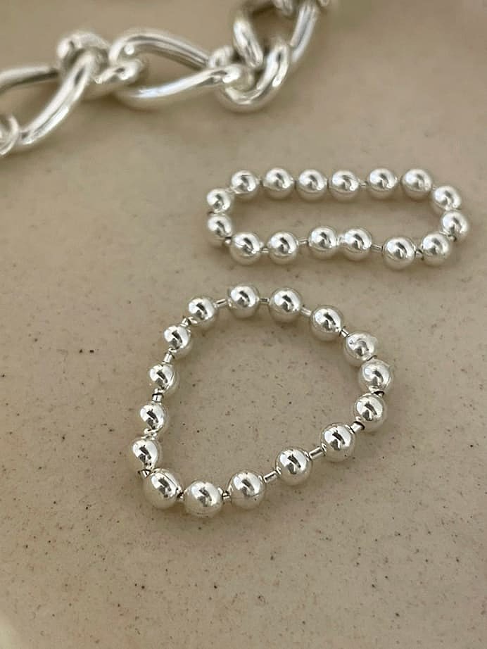 Runder minimalistischer Perlenring aus 925er Sterlingsilber