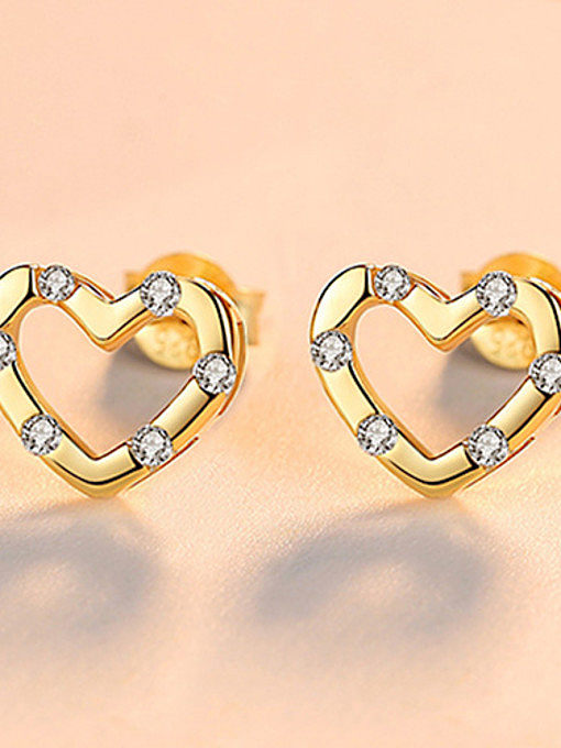 925 Sterling Silver With Heart-shaped Stud Earrings