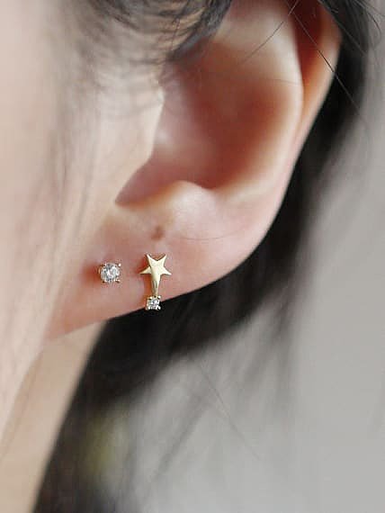 Boucles d'oreilles en argent sterling 925 avec oxyde de zirconium et étoile délicate