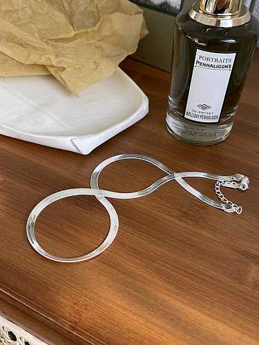 Minimalistische Halskette aus 925er Sterlingsilber mit Schlangenkette