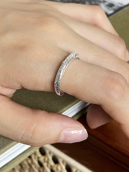 925 Sterling Silver Rhinestone Minimalist Special Shaped Wire Refers Band Ring