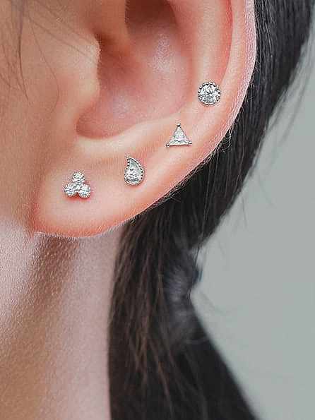 Boucles d'oreilles minimalistes géométriques en argent sterling 925 avec zircon cubique (une seule)