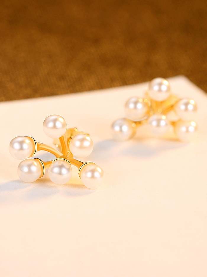 Boucles d'oreilles minimalistes en argent sterling 925 avec perle d'eau douce et fleur blanche