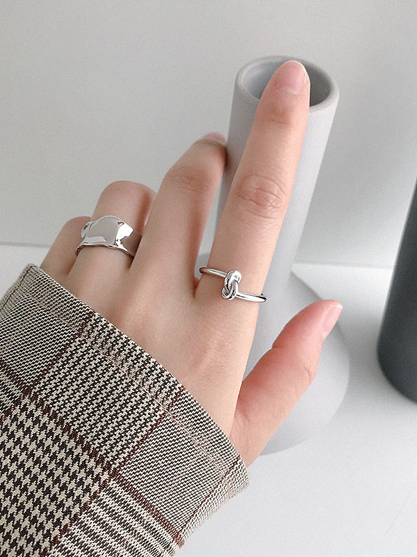 925 Sterling Silver With Glossy Simplistic Tie a Knot Free Size Rings