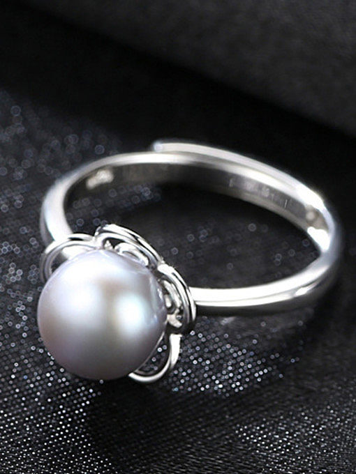 Sterling Silver 9-9.5mm natural pearls free size ring