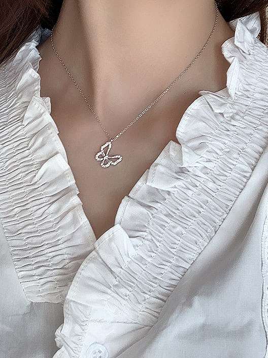 Collier délicat papillon en argent sterling 925 avec oxyde de zirconium