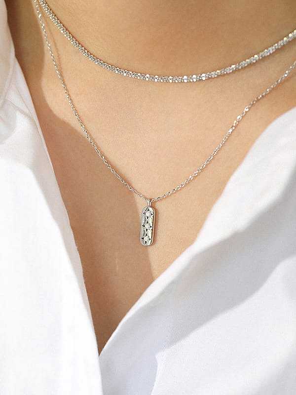 Collar con colgante minimalista geométrico de diamantes de imitación de plata de ley 925