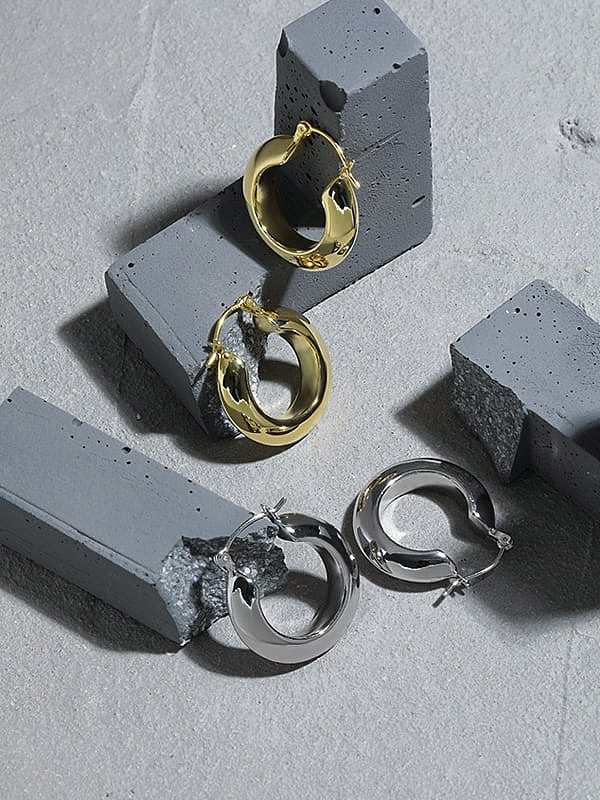925 Sterling Silver Geometric Vintage Huggie Earring