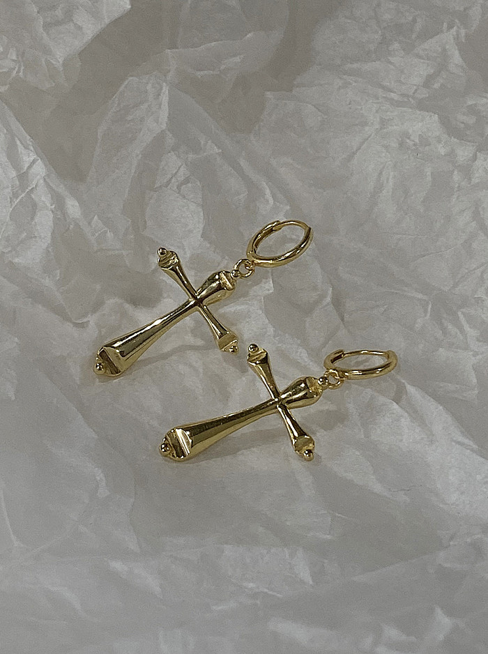Brincos de prata esterlina 925 com clipe cruzado simples banhado a ouro