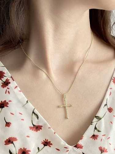 Collar religioso de cruz clásica de plata de ley 925