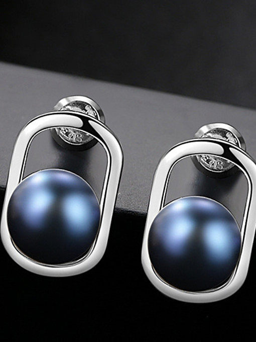 Sterling silver natural 8-8.5mm pearl earrings