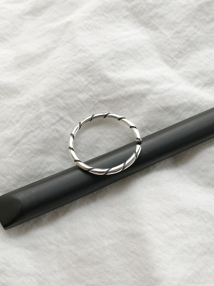 Sterling Silver Antique twist free size ring