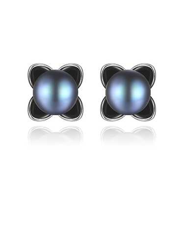 Boucles d'oreilles minimalistes en forme de fleur de perle d'eau douce en argent sterling 925