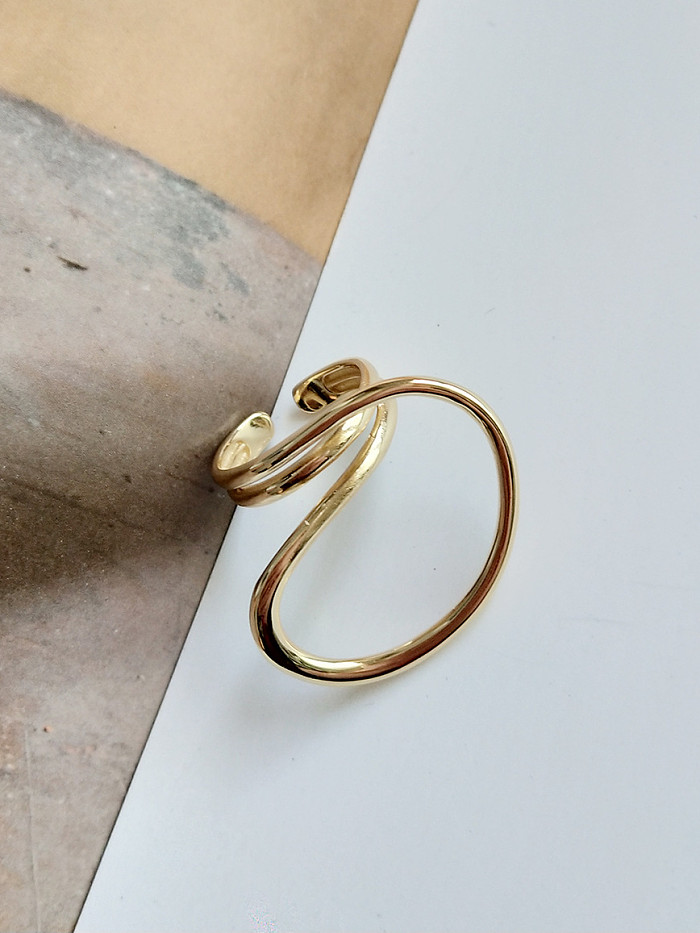 Sterling Silber Gold Mehrdimensionaler, verdrehter, geometrischer Ring in freier Größe