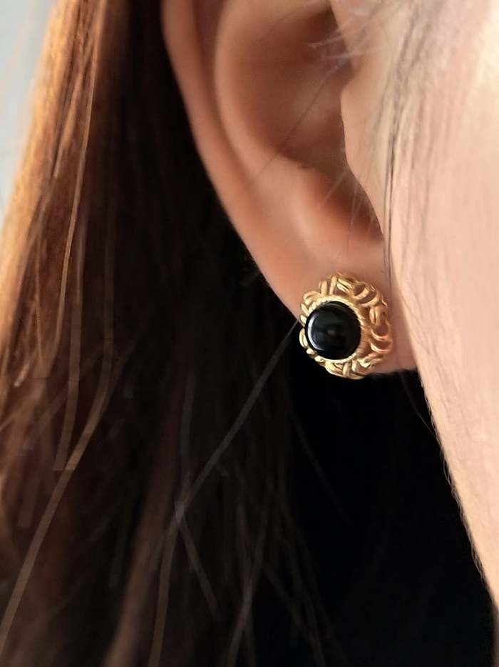 925 Sterling Silver Carnelian Black Round Vintage Stud Earring