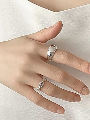 925 Sterling Silver Irregular Vintage Band Ring