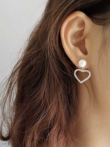 Boucle d'oreille minimaliste en forme de cœur en argent sterling 925 avec perle d'imitation