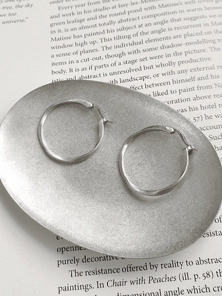 925 Sterling Silver Hollow Oval Minimalist Hoop Earring
