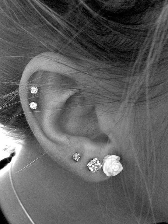 925 Sterling Silver Cubic Zirconia Minimalist Geometric Four Claw Ear NailStud Earring