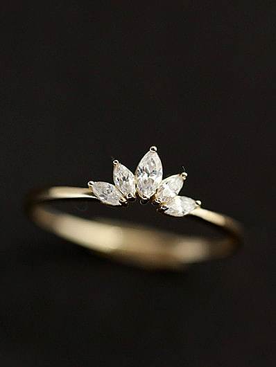 925 Sterling Silver Cubic Zirconia Leaf Dainty Band Ring