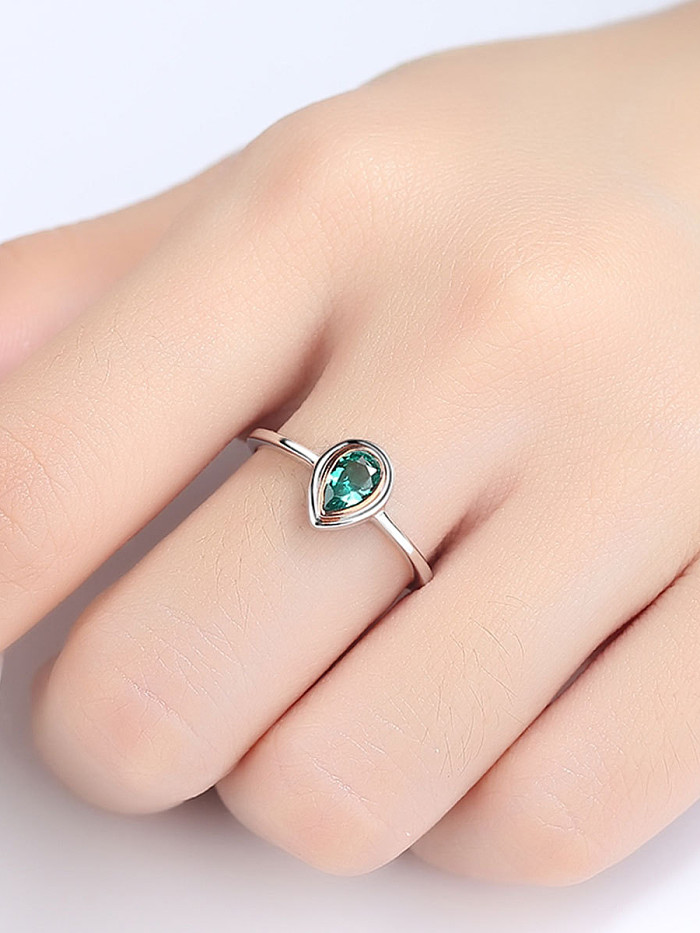 Sterling silver water drop type green semi-precious stone ring