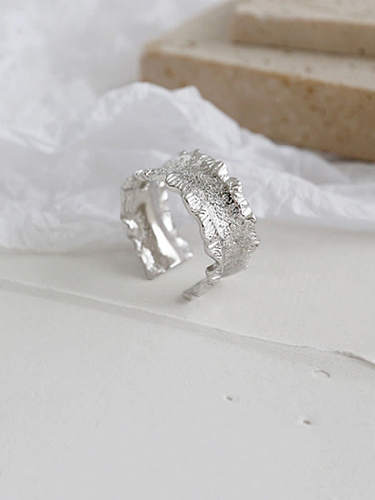 925 Sterling Silver With Gold Plated Simplistic Irregular Wave Free Size Rings