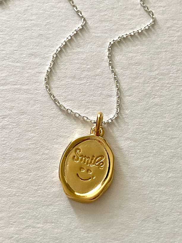 Collier pendentif ovale vintage Smiley en argent sterling 925